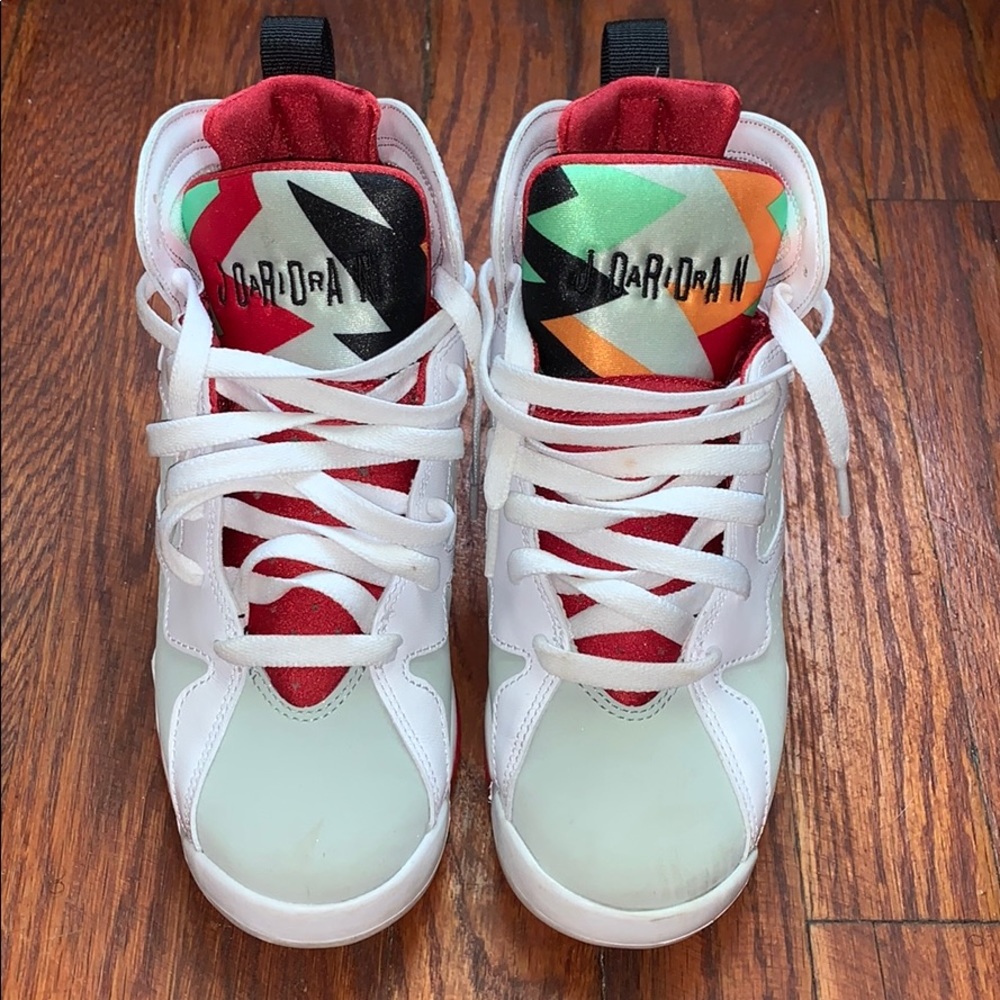 Air Jordan “Hare” 7s